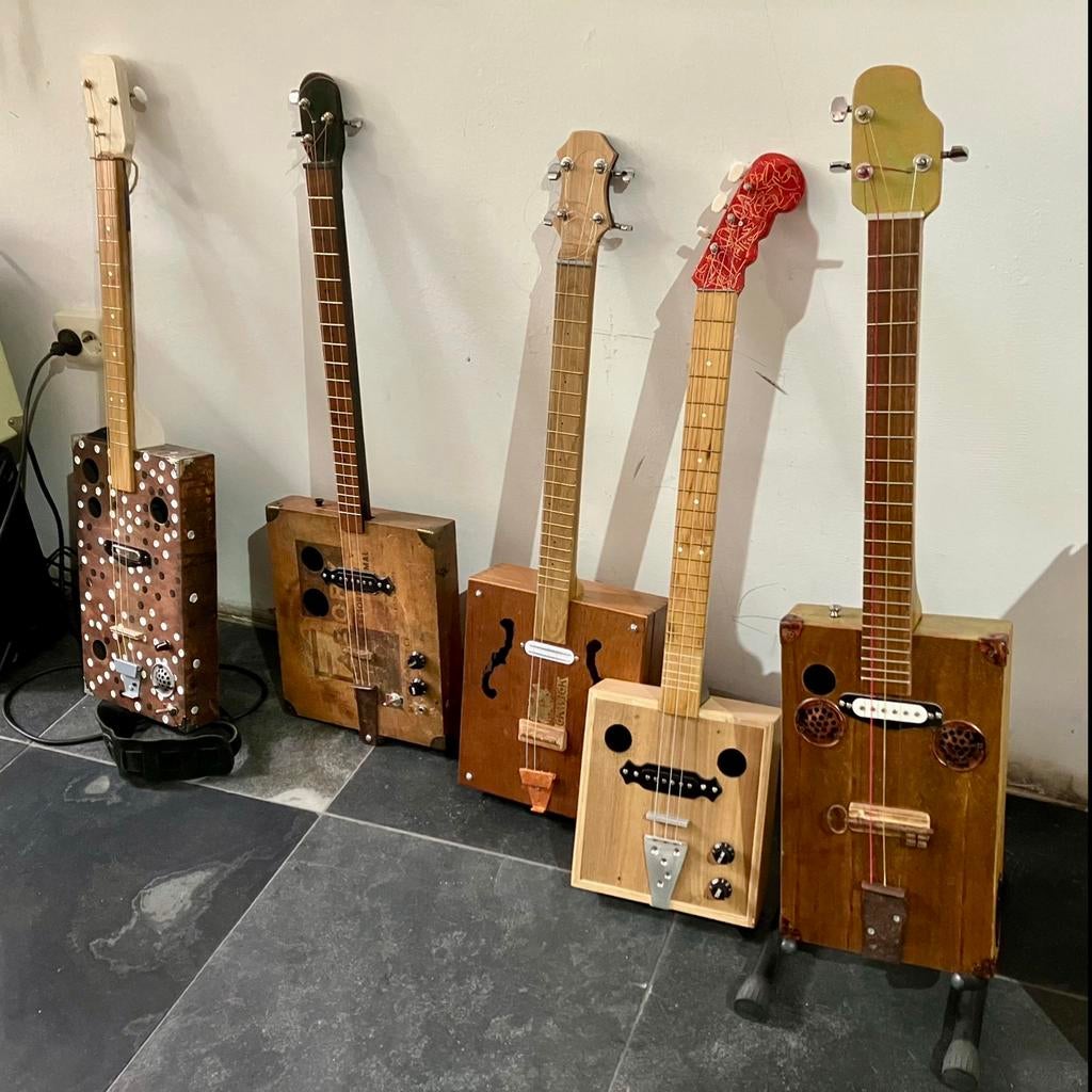 Kom eens kijken naar de gitaren, Muziek en Instrumenten, Snaarinstrumenten | Gitaren | Elektrisch, Ophalen of Verzenden, Zo goed als nieuw