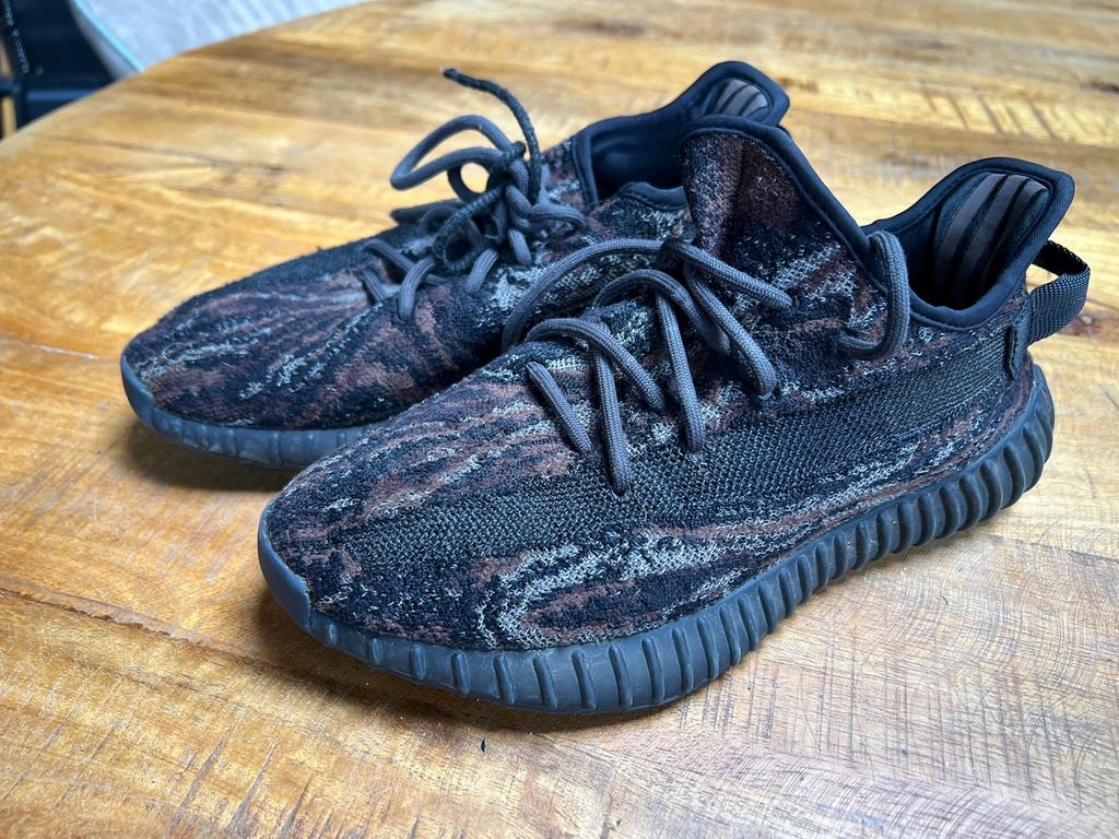 Yeezy Boost 350 V2 - Maat 38 - Zeer goede staat, Ophalen of Verzenden, Zo goed als nieuw
