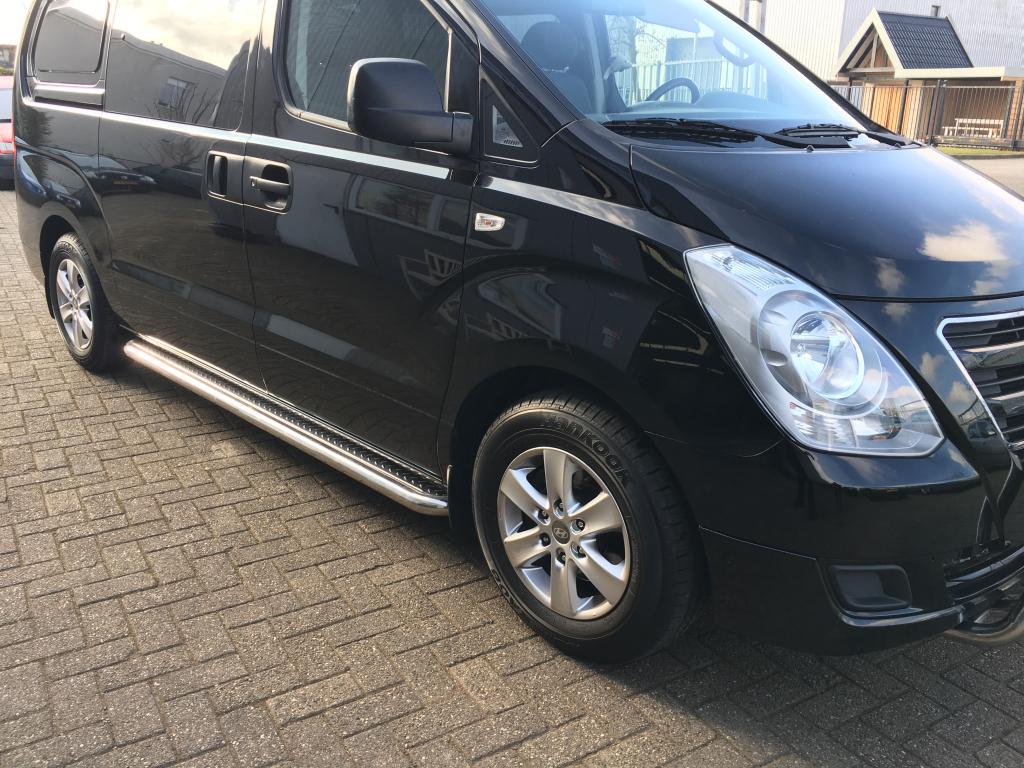 Hyundai H1 H300 Sidebars buis 60 mm met RVS trede