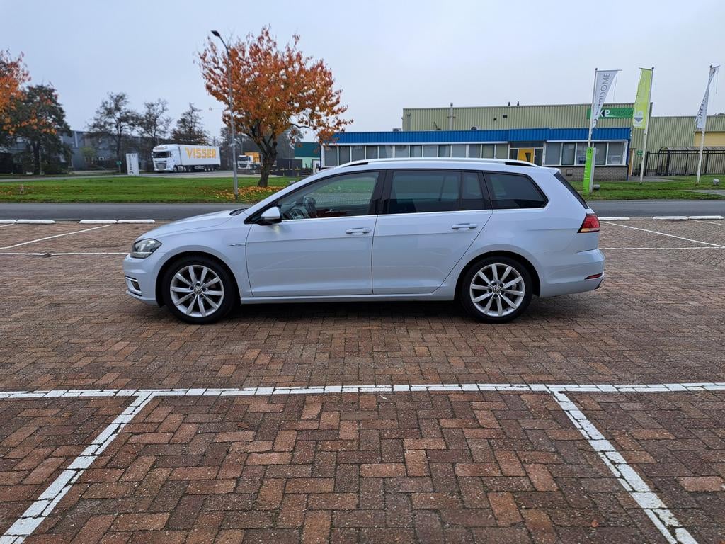 TOPSTAAT Volkswagen Golf 7.5 1.5 TSI Highline 170pk 19" RS3, Auto's, Volkswagen, Voorwielaandrijving, 1498 cc, 4 cilinders, USB