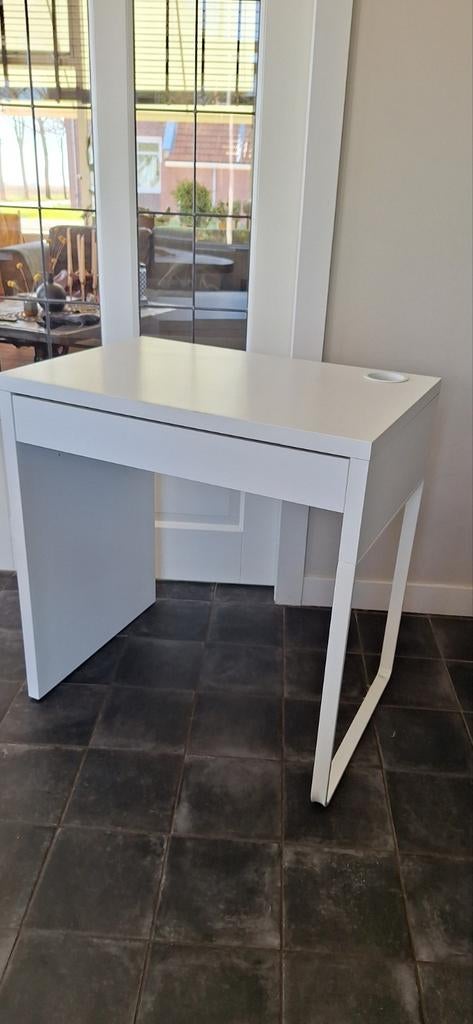 IKEA Micke bureau wit, Huis en Inrichting, Bureaus, Ophalen, Met lades, Gebruikt, Spaanplaat of MDF