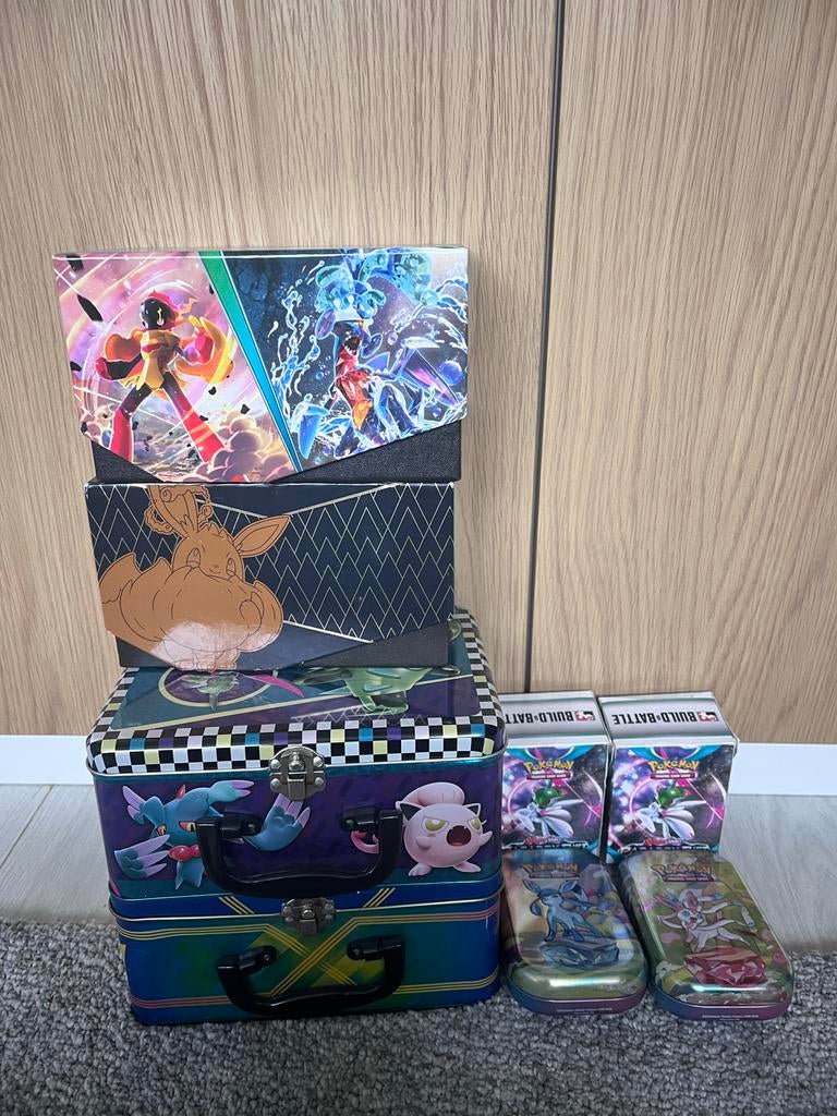 Pokémon kaarten, doosjes, poster en spel - Complete set!, Ophalen, Gebruikt, Overige typen