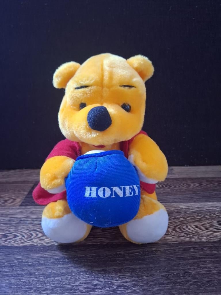 Winnie de Poeh knuffelbeer met honingpot, Ophalen of Verzenden, Zo goed als nieuw, Beer