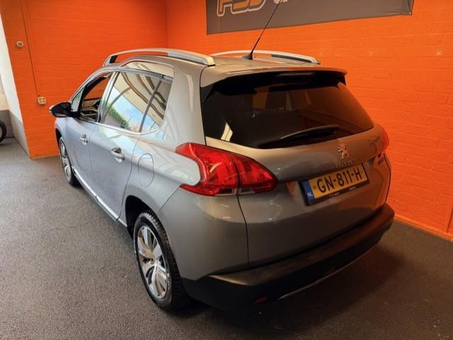 Peugeot 2008 1.2 PURETECH / ALLURE / VELE OPTIES / TOPSTAAT!, Auto's, Voorwielaandrijving, 450 kg, 1199 cc, 82 pk