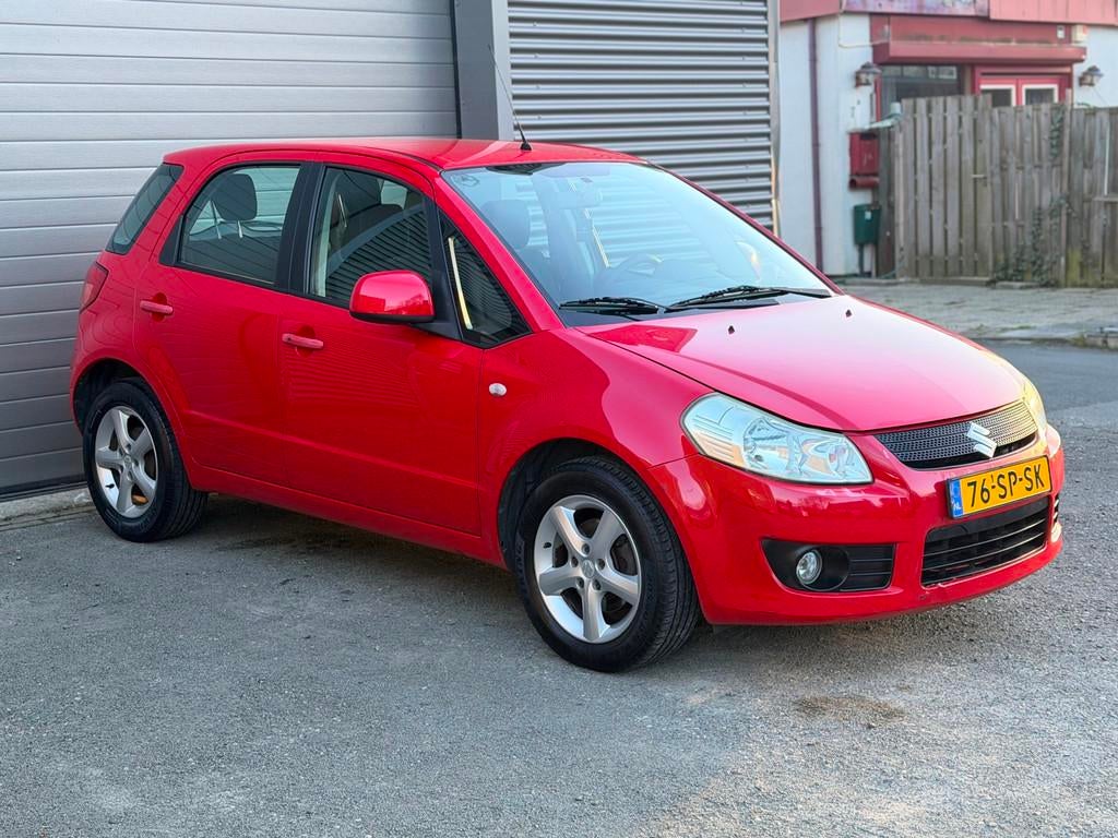 Suzuki SX4 1.6 Exclusive, Voorwielaandrijving, 15 km/l, Gebruikt, 4 cilinders