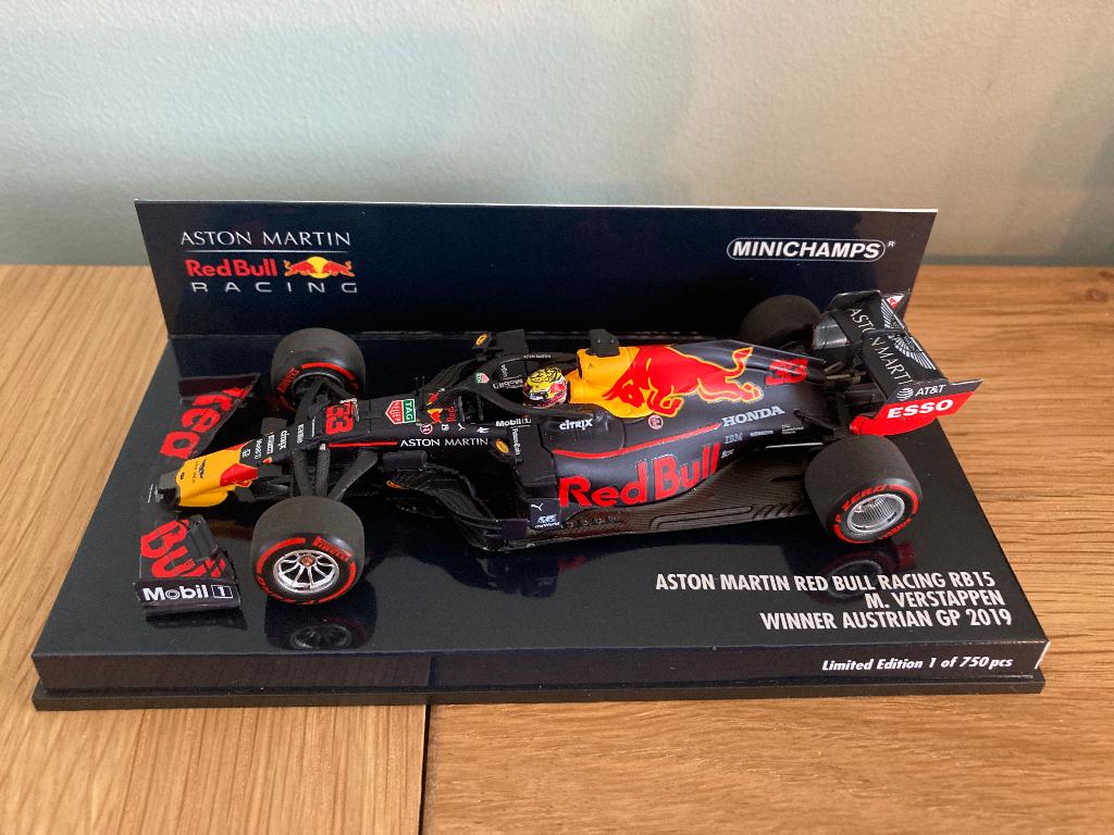 ✅ Max Verstappen 1:43 Oostenrijk win 2019 RB15 Minichamps, Verzamelen, Automerken, Motoren en Formule 1, Nieuw, Formule 1, Ophalen of Verzenden