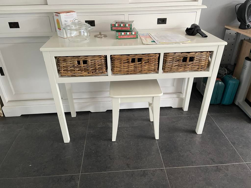 SIDETABLE + krukje, Ophalen, 100 tot 150 cm, Zo goed als nieuw, 25 tot 50 cm