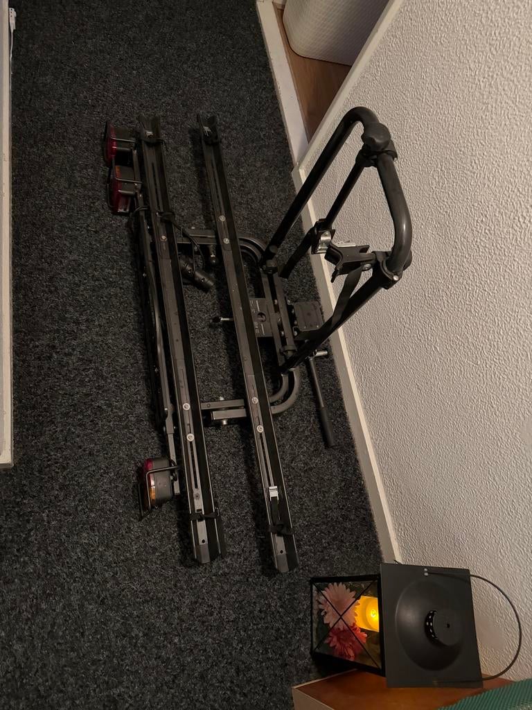 Fietsendrager voor 2 fietsen, Ophalen, 2 fietsen, Zo goed als nieuw, Trekhaakdrager