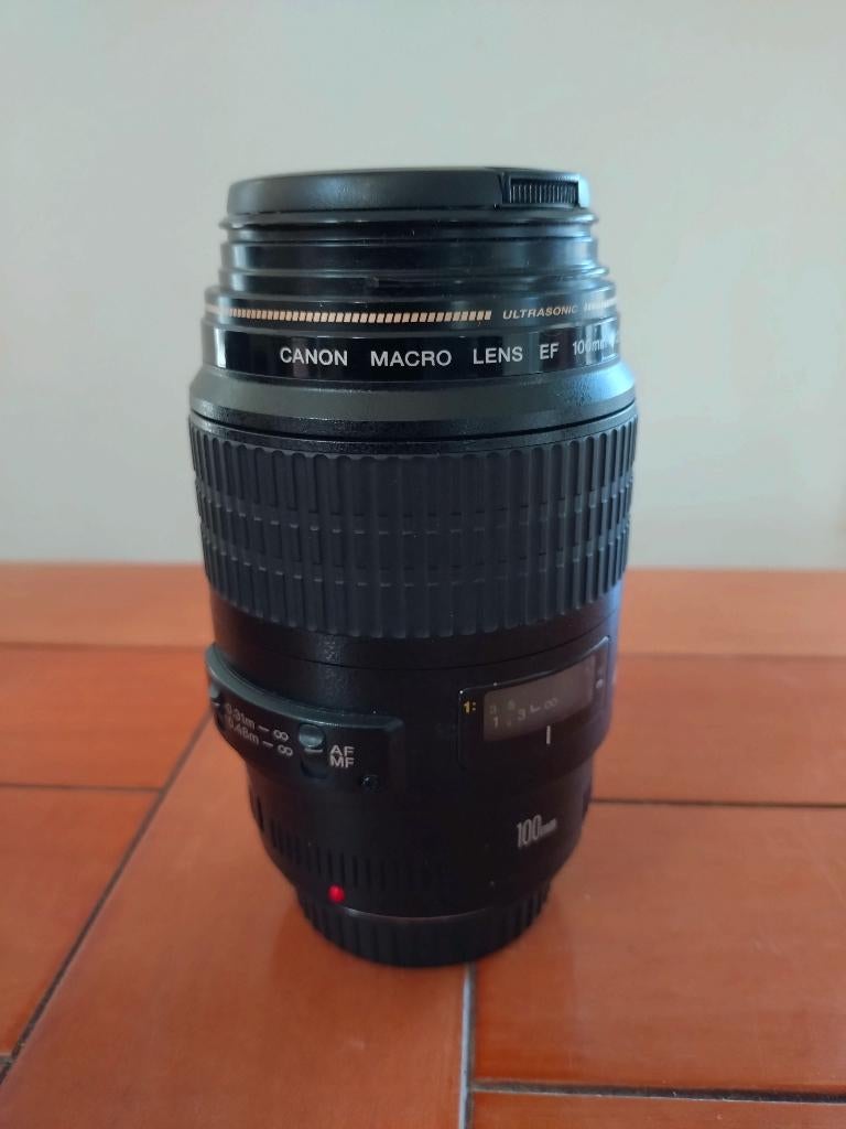 Canon Macro EF 100 2,8 USM, Audio, Tv en Foto, Fotografie | Lenzen en Objectieven, Ophalen of Verzenden, Zo goed als nieuw, Macrolens