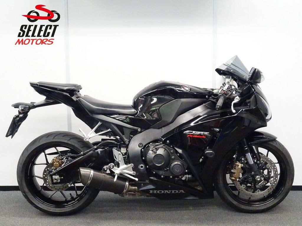 HONDA CBR 1000 RR FIREBLADE CBR1000RR (bj 2016), HONDA, 4 cilinders, Motorrijbewijs A, Onbekend