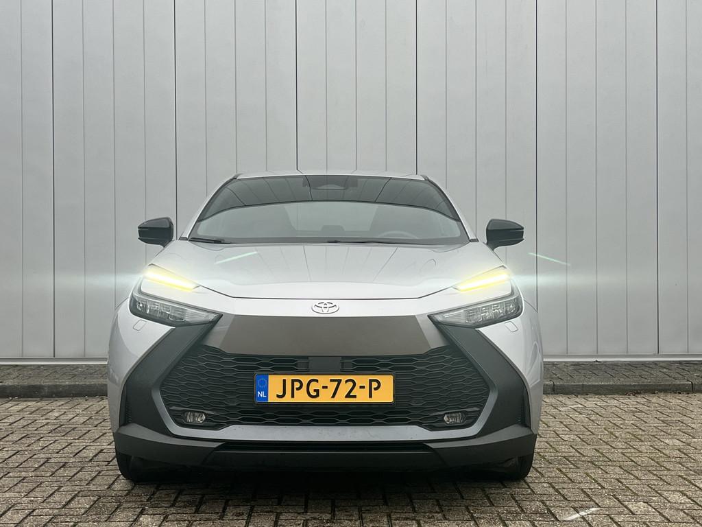Toyota C-HR 1.8 Hybrid 140 Dynamic (bj 2024, automaat), 12 maanden, Stof, Bedrijf, Hybride Elektrisch/Benzine
