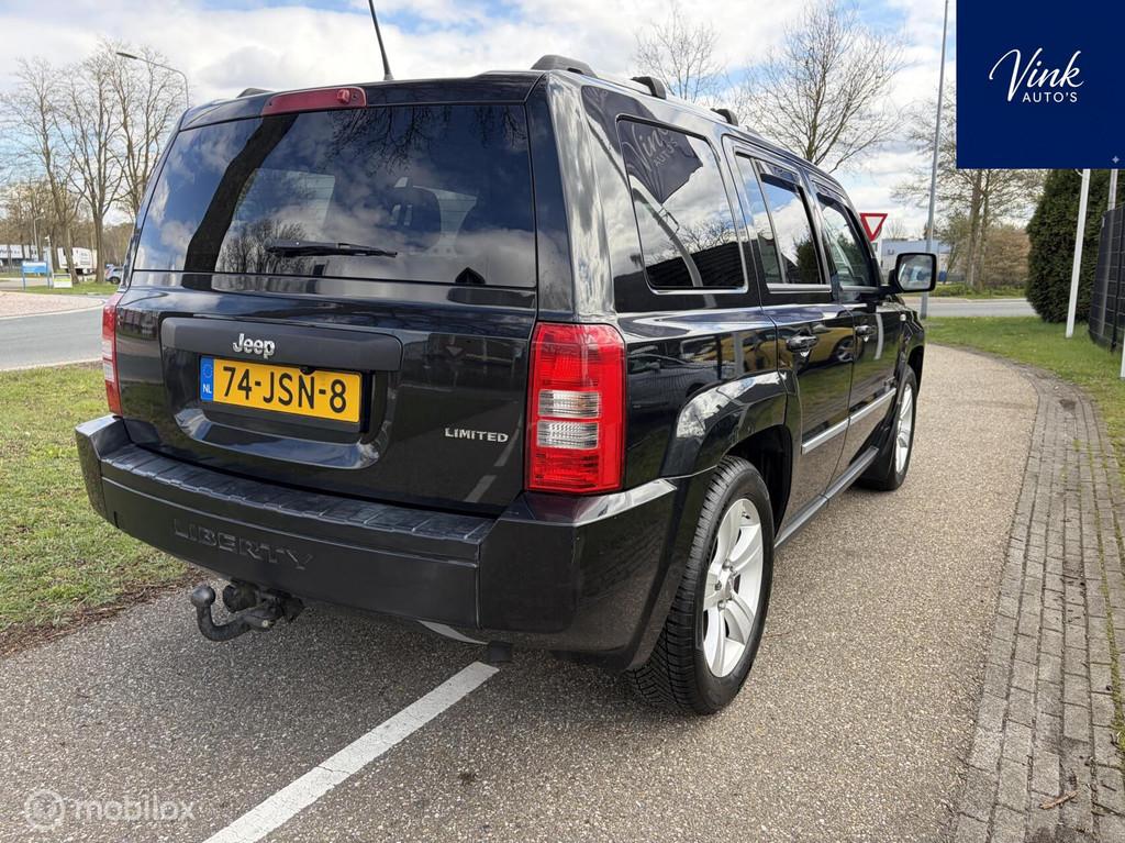 Jeep Patriot 2.4 Limited Liberty | 4x4 | AUTOMAAT | Leer | T, Auto's, Jeep, Automaat, 450 kg, Gebruikt, Zwart