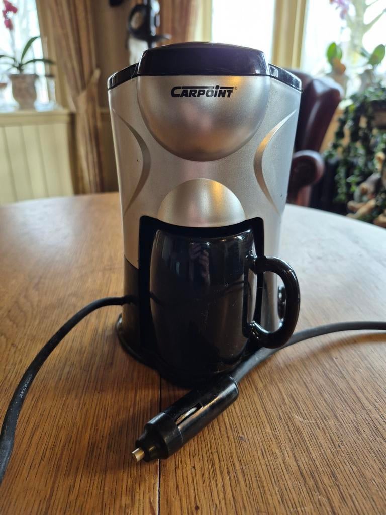 Carpoint 12 volt koffiezetapparaat, Ophalen, Koffiemachine