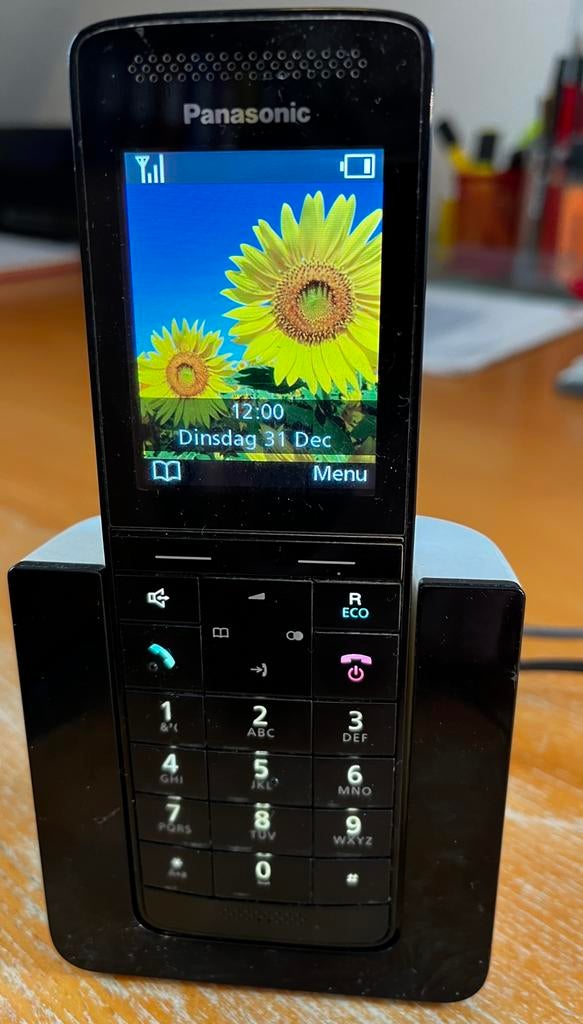 Panasonic KX-PRS110NL draadloze telefoon met basisstation, Telecommunicatie, Vaste telefoons | Handsets en Draadloos, Ophalen