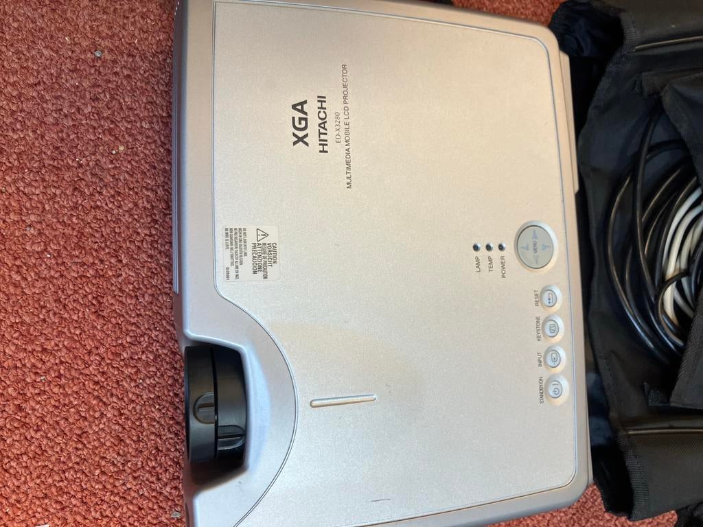Hitachi ED-X3280 XGA Multimedia Mobiele LCD Projector, Ophalen of Verzenden, Gebruikt, LCD, Overige resoluties