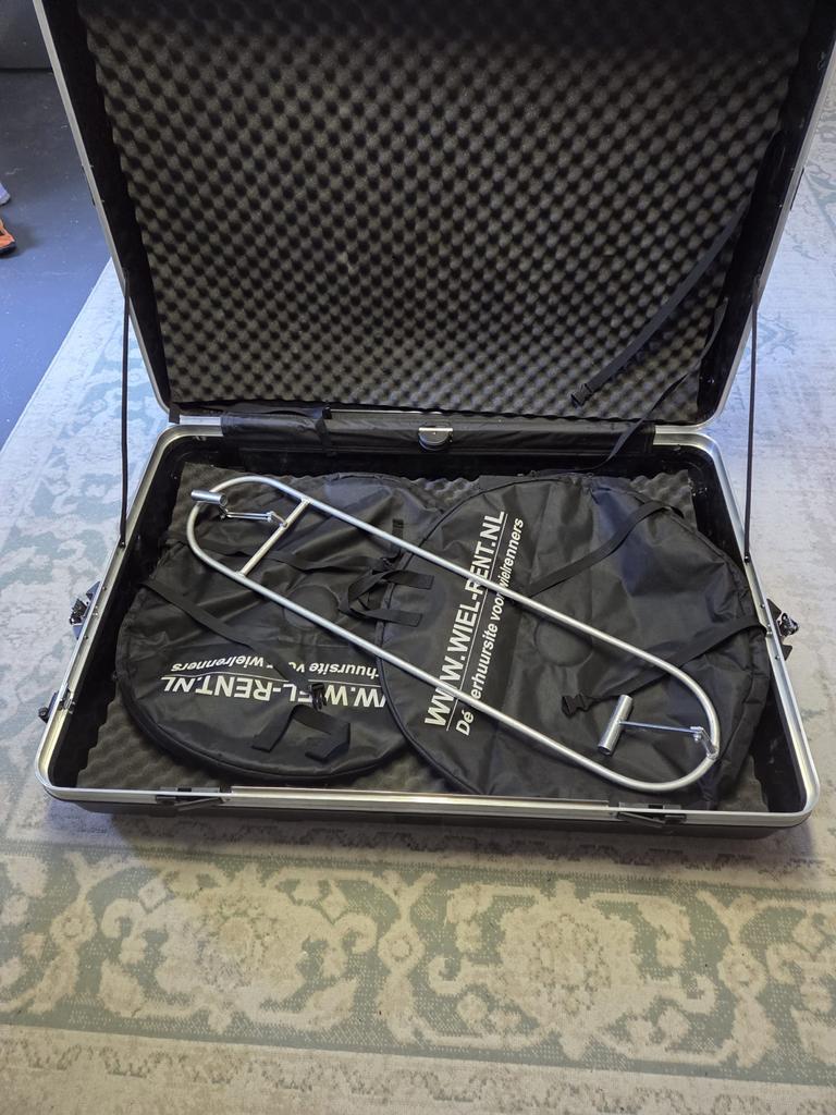 Robuuste Fietskoffer - Ideaal voor transport van racefiets, Ophalen, Gebruikt