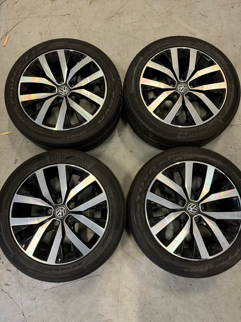 Set van 4 Volkswagen velgen met banden, Auto-onderdelen, Banden en Velgen, 18 inch, Gebruikt, 255 mm, Banden en Velgen