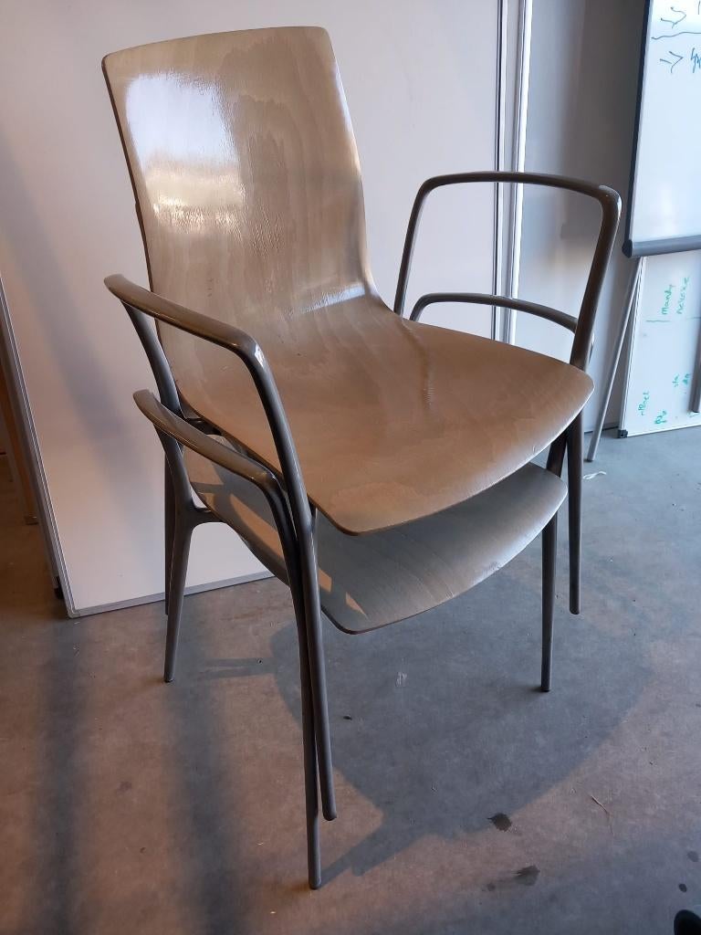 design stoelen  van  Jorge Pensi