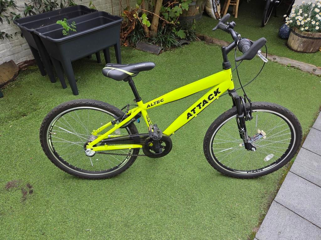 Kinderfiets Altec Attack 24 inch, Fietsen en Brommers, Ophalen, 24 inch of meer, Altec, Gebruikt