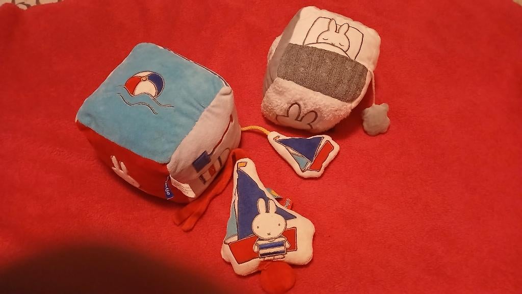 NIJNTJE SPULLETJES, Ophalen of Verzenden, Zo goed als nieuw