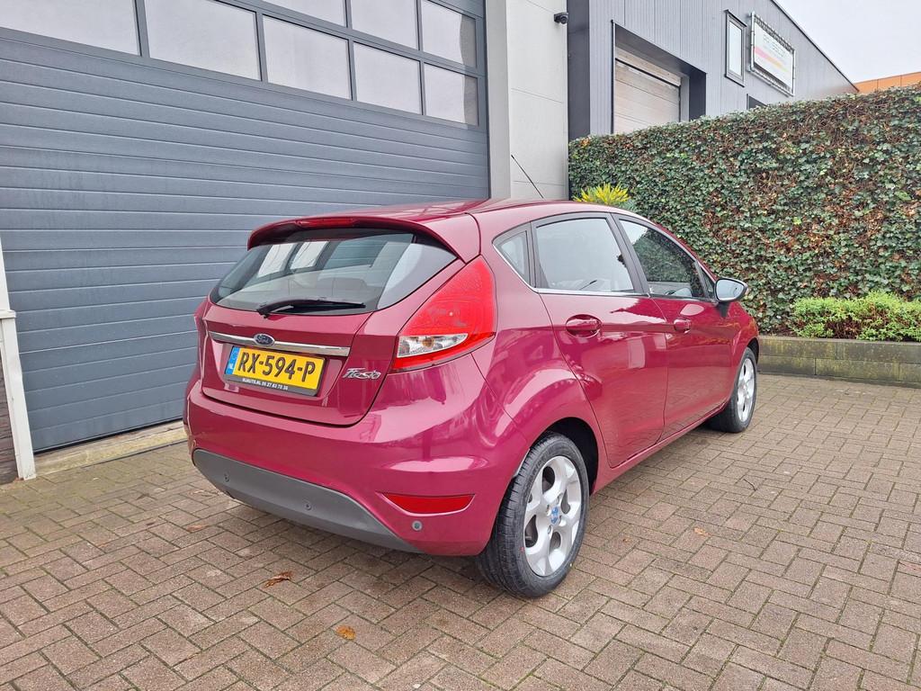 Ford Fiesta | 1.4 Trend | D-riem gedaan in 2024 | | Automaat, 15 km/l, 4 cilinders, Fiësta, 550 kg