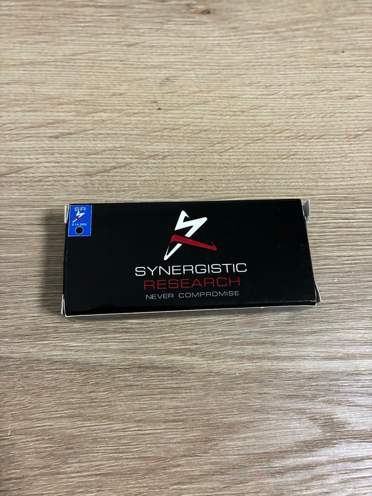 Synergistic Research Blue Zekering 1A, Ophalen of Verzenden, Gebruikt, Minder dan 2 meter, Overige kabels