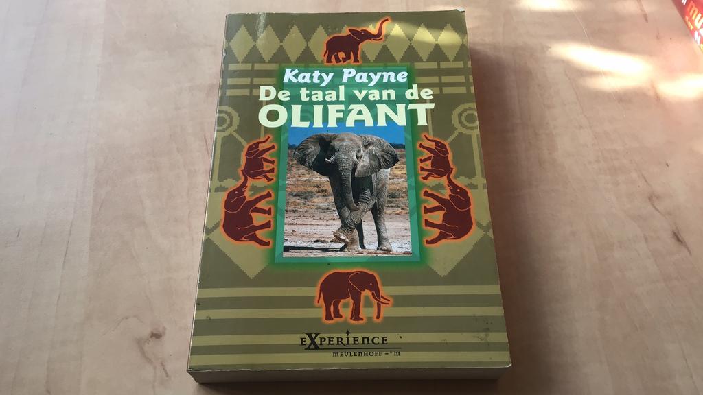 K. Payne - De taal van de olifant, Ophalen of Verzenden, Zo goed als nieuw, K. Payne