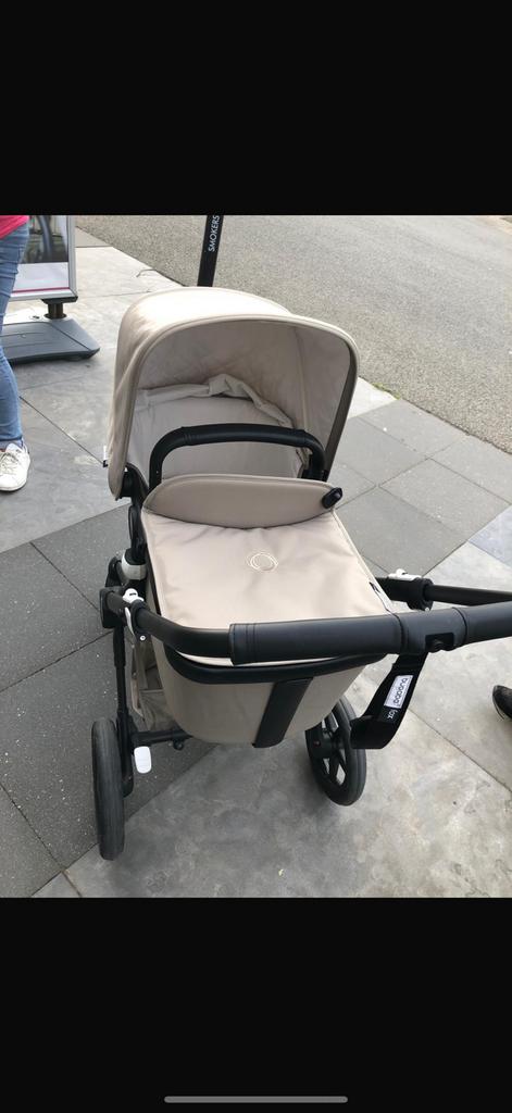Bugaboo fox khaki limited edition, Ophalen, Zo goed als nieuw, Bugaboo, Verstelbare duwstang