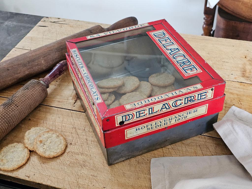 Oud DELACRE vensterblik winkelblik koekjesblik blik, Ophalen of Verzenden, Gebruikt, Overige