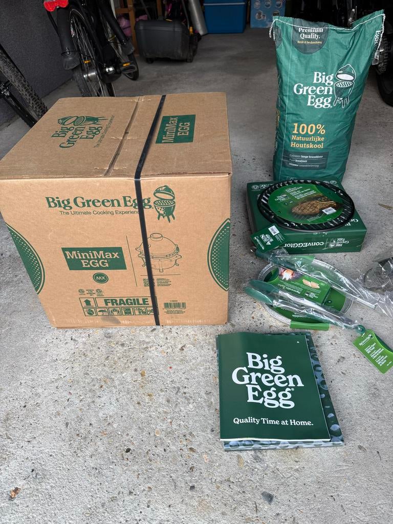 Big Green Egg Minimax met starterspakket, Tuin en Terras, Houtskoolbarbecues, Ophalen, Nieuw, Met accessoires