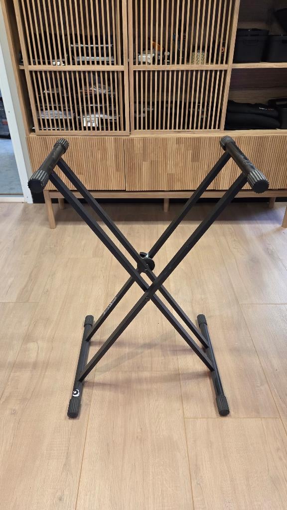 Keyboard standaard, Ophalen of Verzenden, Zo goed als nieuw, Overige aantallen, Overige merken