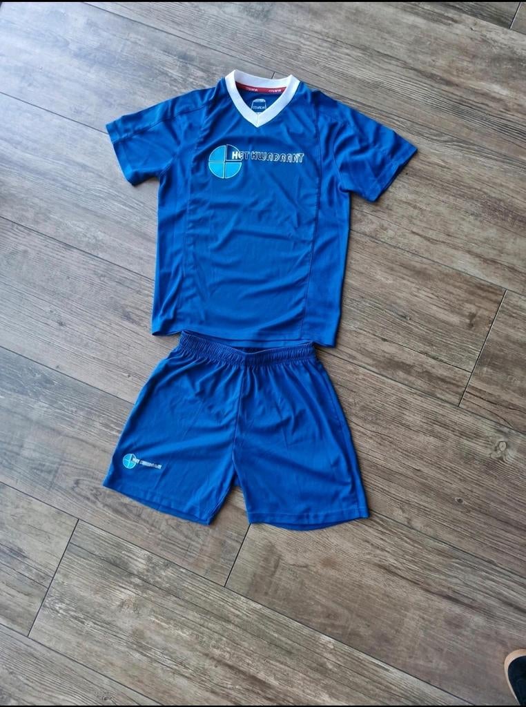 Sport tenue Het Kwadrant, Maat XS of kleiner, Ophalen of Verzenden, Zo goed als nieuw, Set
