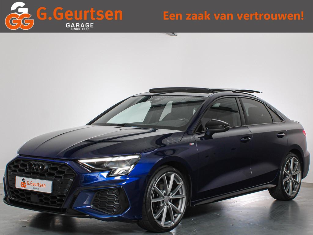 Audi A3 Limousine 35 TFSI S-Line Panoramadak, Rode Stiksels,, 4 cilinders, 150 pk, Blauw, Origineel Nederlands
