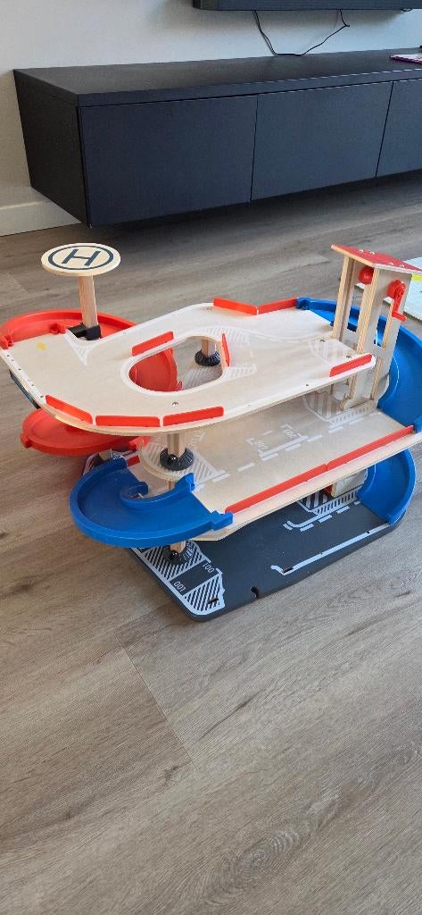 Lupilu Houten Auto Garage, Ophalen, Gebruikt, Rij- of Hobbelspeelgoed