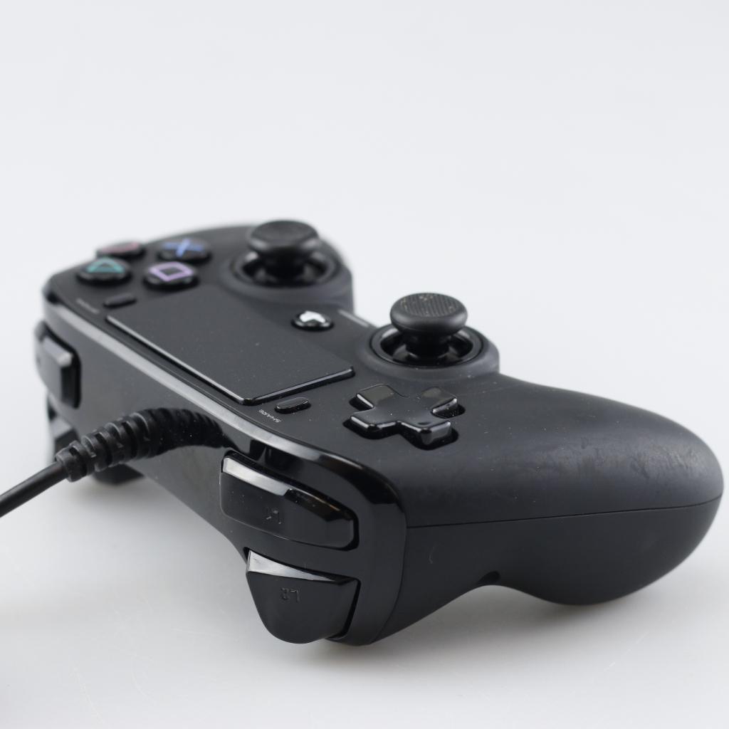 Nacon Playstation 4 Controller Bedraad, Nacon, Gebruikt, Support@nacon.com, Nacon
396-466 Rue de Paris
92700 Colombes
France