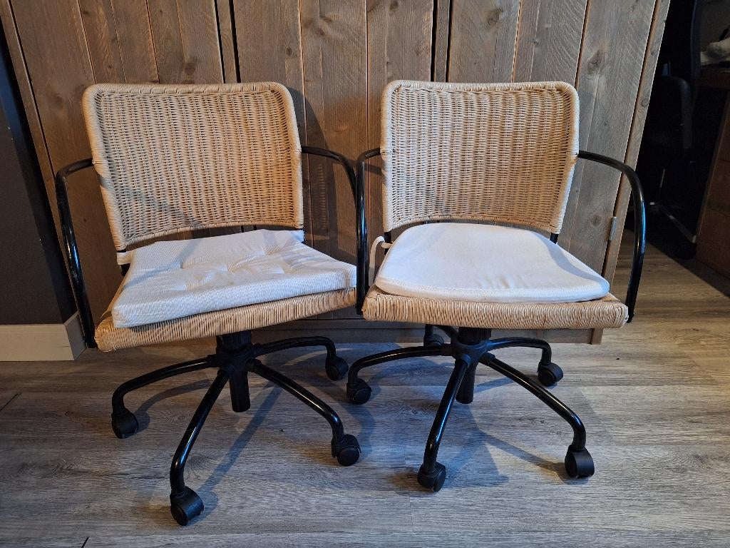 Bureaustoel rotan met metalen onderstel, 2 stuks, Ophalen, Gebruikt, Bruin, Bureaustoel