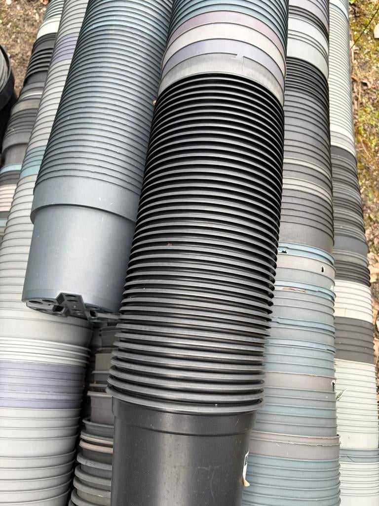 Kweekpotjes partij 17 cm, Ophalen, Zo goed als nieuw