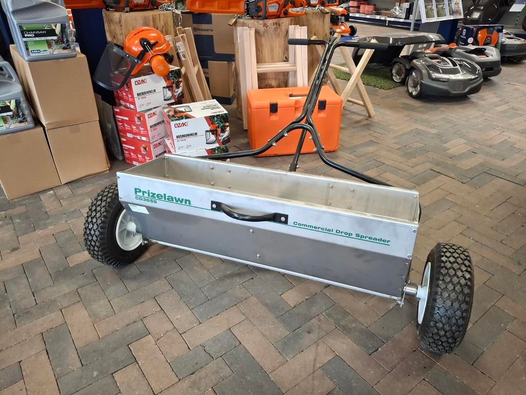 Earthway CD36S strooier professioneel, Tuin en Terras, Hand-tuingereedschap, Nieuw, Overige soorten, Ophalen