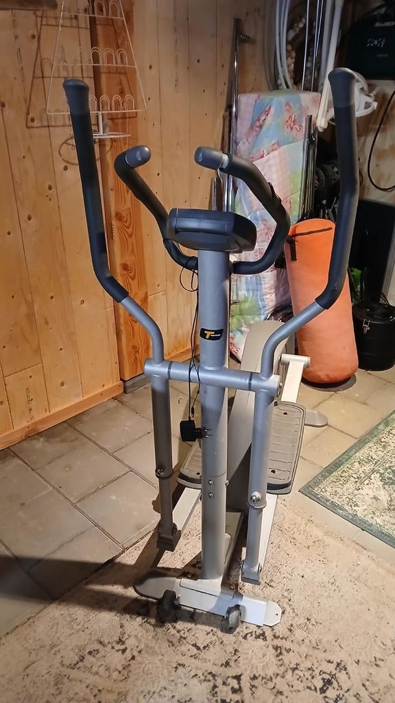 Tunturi Crosstrainer - Goede Conditie, Sport en Fitness, Ophalen of Verzenden, Crosstrainer, Metaal, Buik