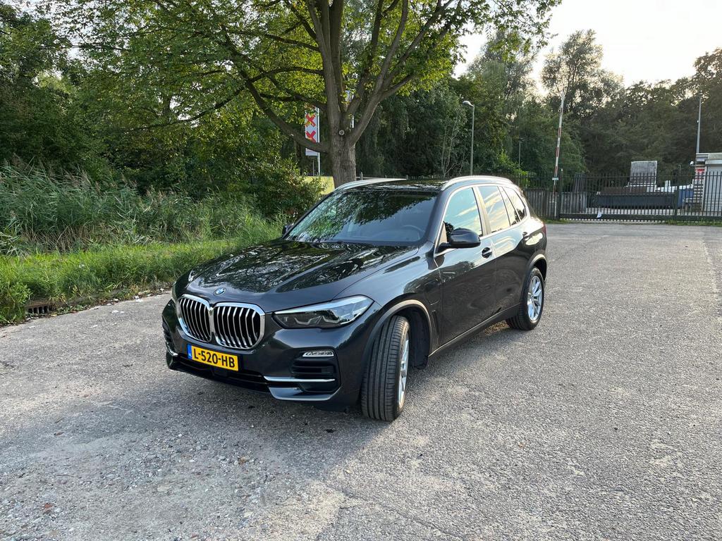 BMW X5 Xdrive45e 394pk Aut 2021 Grijs ruilen, X5, 2410 kg, Vierwielaandrijving, 2998 cc