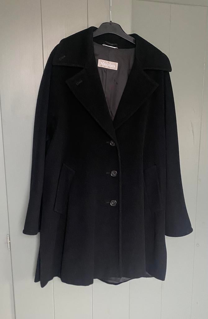 Maxmara mantel 100% wol, Kleding | Dames, Max Mara, Ophalen of Verzenden, Zo goed als nieuw, Zwart