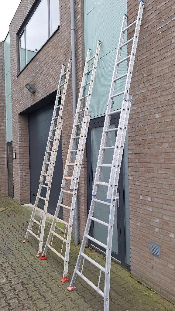 1x Solide 2 delige schuif ladders - trappen 2x10 treden., Ophalen, ., Zo goed als nieuw, .