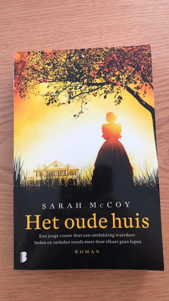 Sarah McCoy, Het oude huis, zgan, Boeken, Ophalen of Verzenden, Zo goed als nieuw