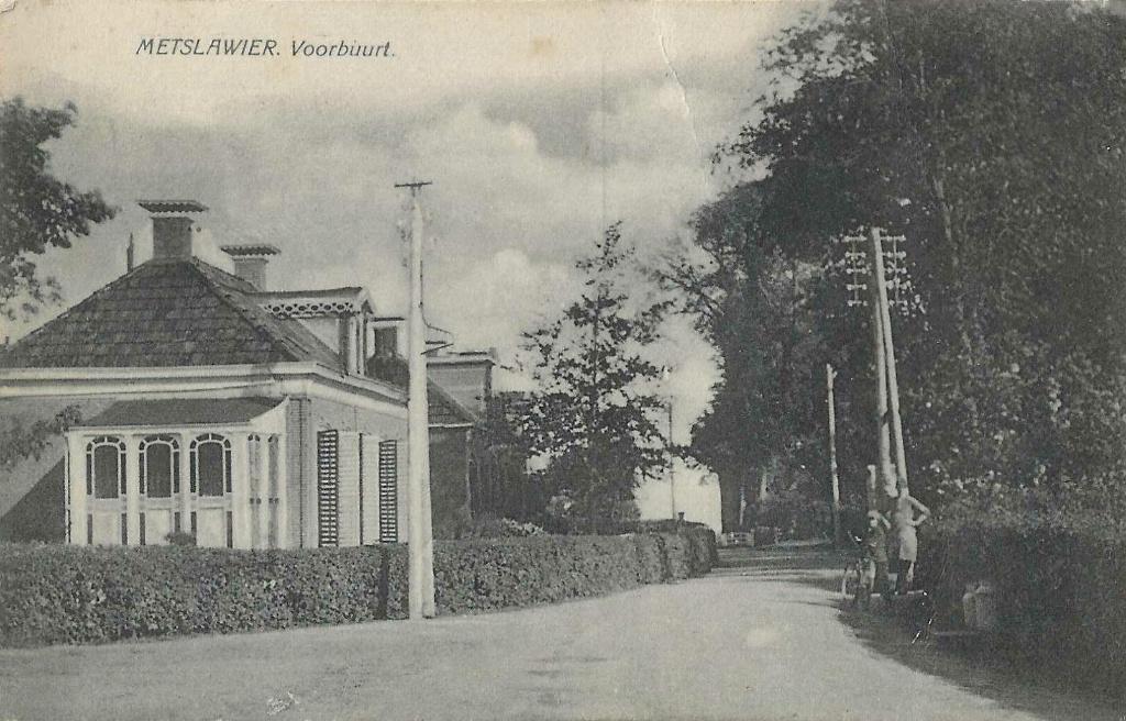 Ansichtkaart: Metslawier, voorbuurt, Verzenden, Voor 1920, Gelopen, Friesland