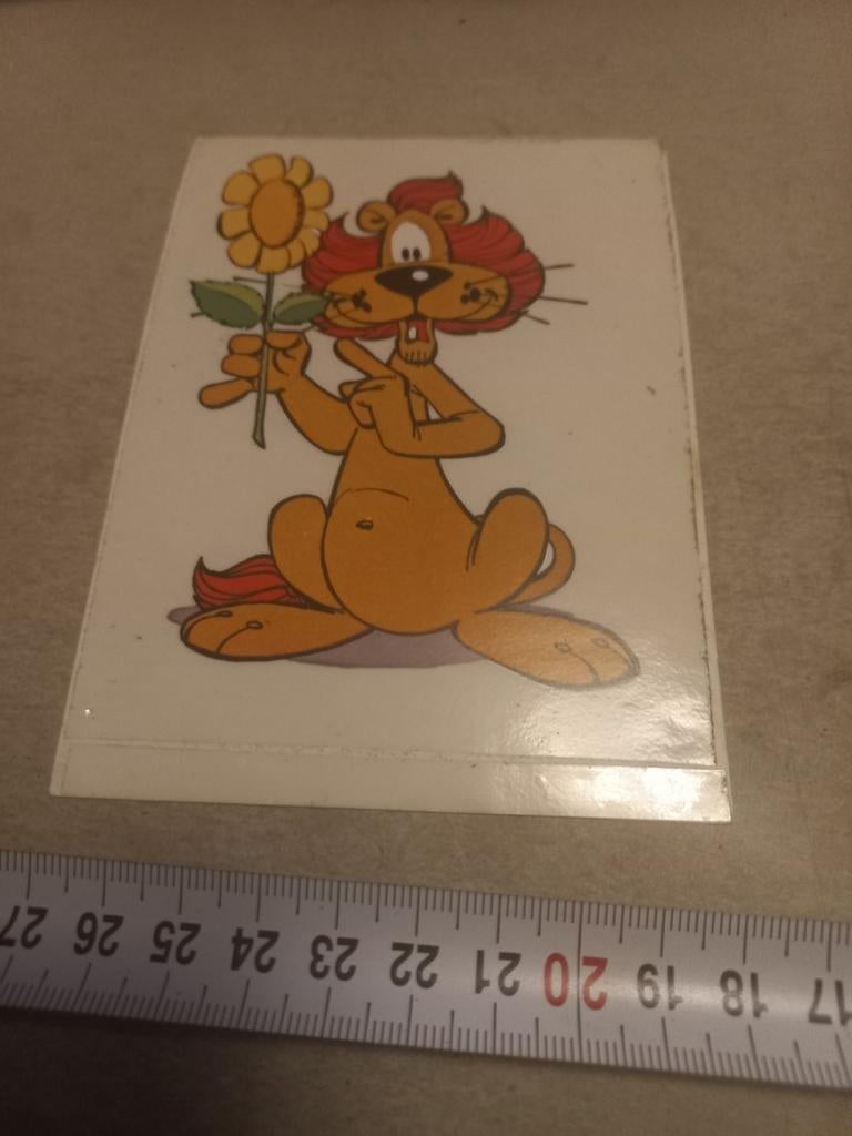 Loekie  2, Ophalen of Verzenden, Zo goed als nieuw