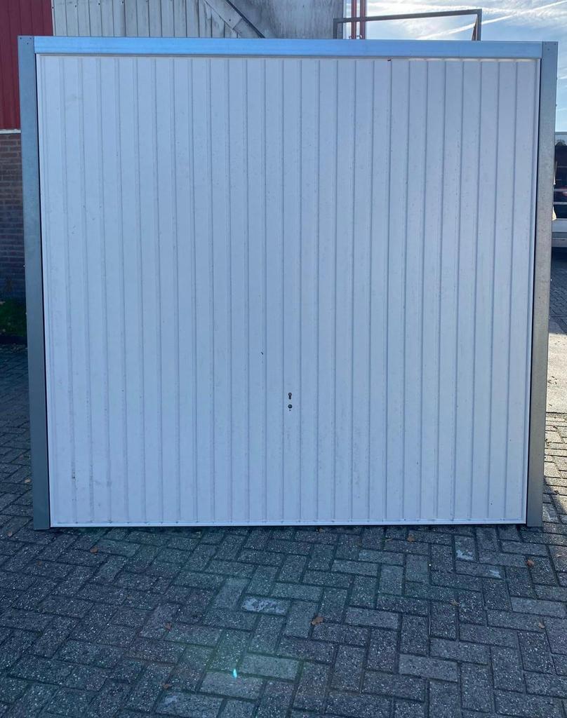 Garage kanteldeur, Ophalen, 120 cm of meer, 215 cm of meer, Garagedeur