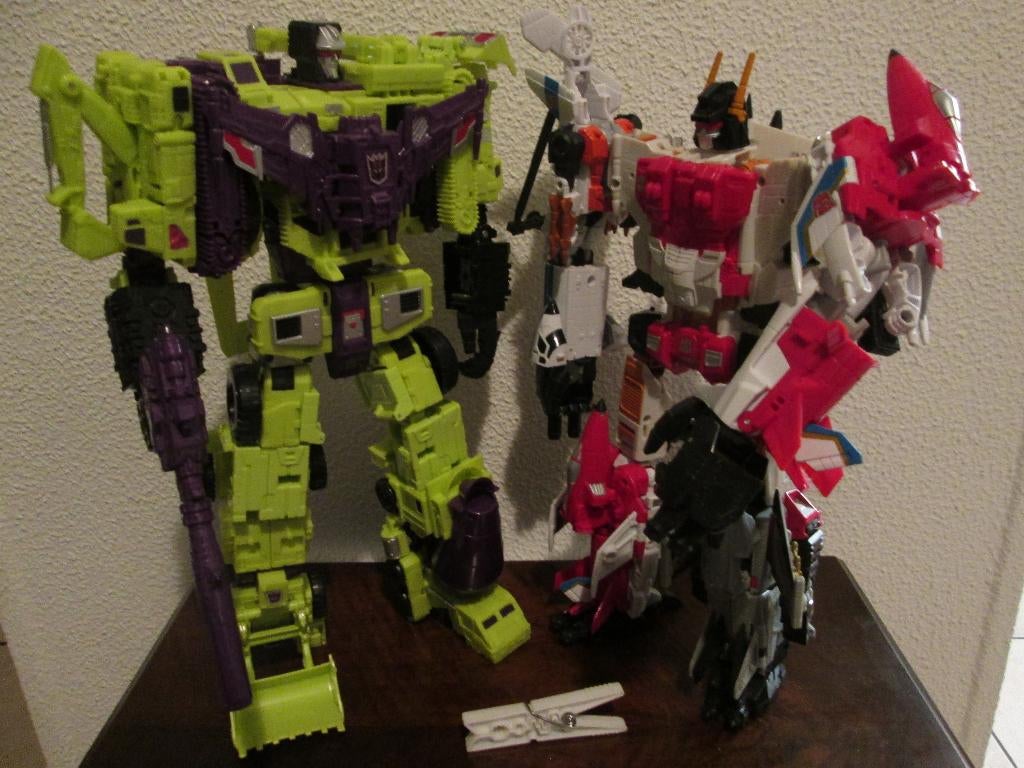 Transformers Devastator VS Superion Combiner Wars, Verzamelen, Transformers, Overige generaties, Verzenden, Zo goed als nieuw