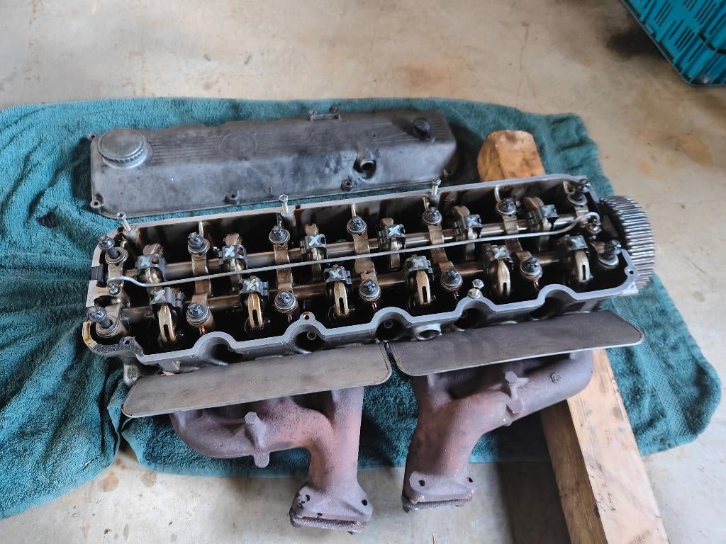 BMW M20B20 cilinderkop compleet, Auto-onderdelen, Motor en Toebehoren, Ophalen, Gebruikt, BMW