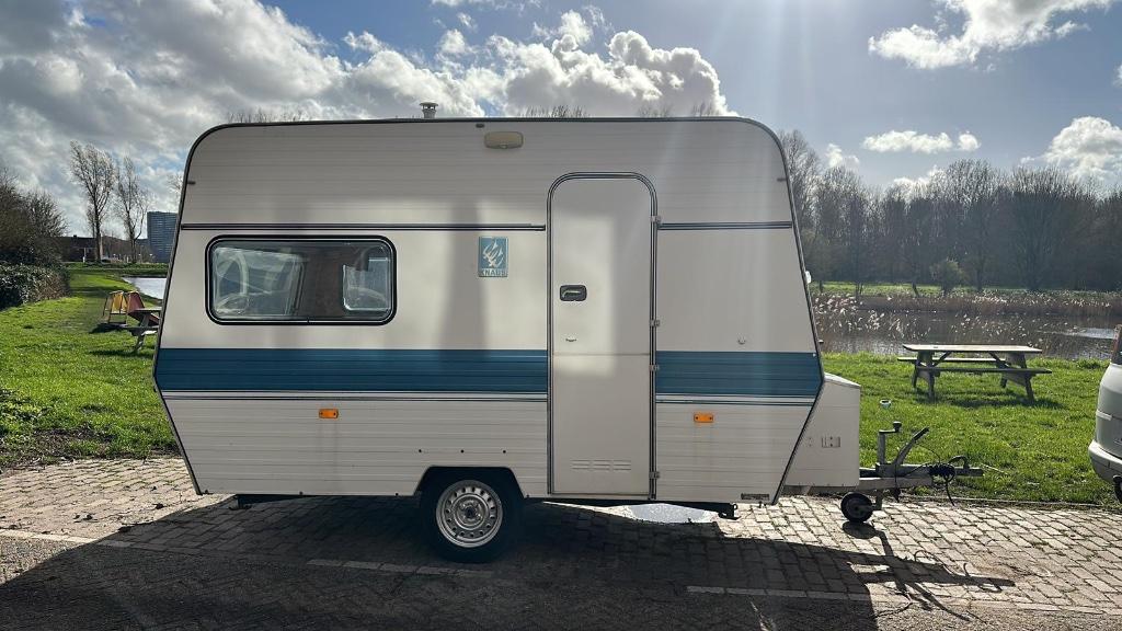 Opgeknapte vintage Knaus Comfort 450 (1987–1989), Caravans en Kamperen, Caravans, 2 aparte bedden, Uitbouw voortent, Particulier