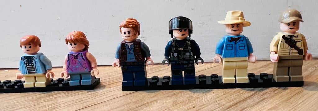 Minifigs uit Jurassic World sets Lego, Ophalen of Verzenden, Zo goed als nieuw, Losse stenen, Lego